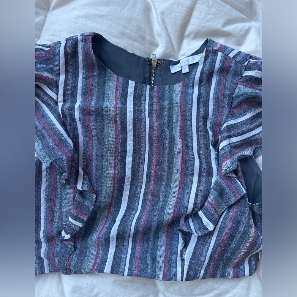 Olivaceous Linen Cropped Blouse